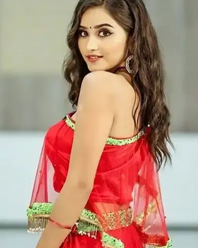 Escort In Etah